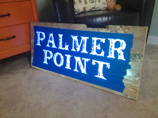 Old Farm Bench Turned Into A Sign. www.tommyandellie.com