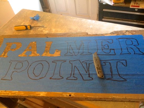 Old Farm Bench Turned Into A Sign. www.tommyandellie.com