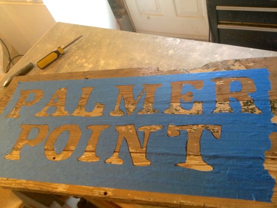 Old Farm Bench Turned Into A Sign. www.tommyandellie.com