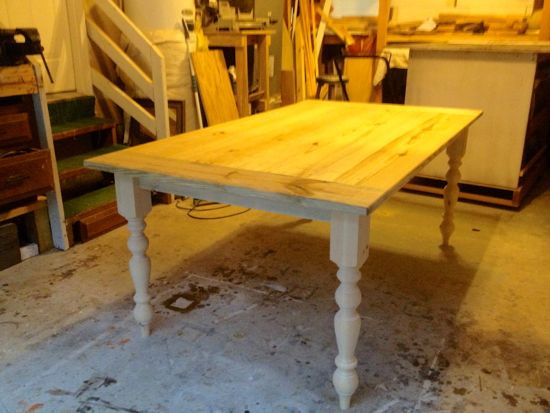 Build Your Own Turn Style Leg Farmhouse Table. www.tommyandellie.com